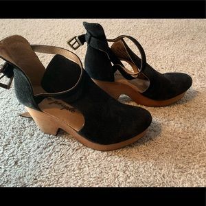 Free People Cedar Clogs